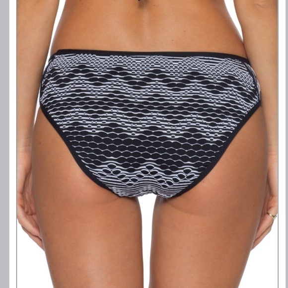 Becca by Rebecca Virtue Black Crochet Tab Side Hipster Bikini Bottom M NWT - Picture 2 of 5